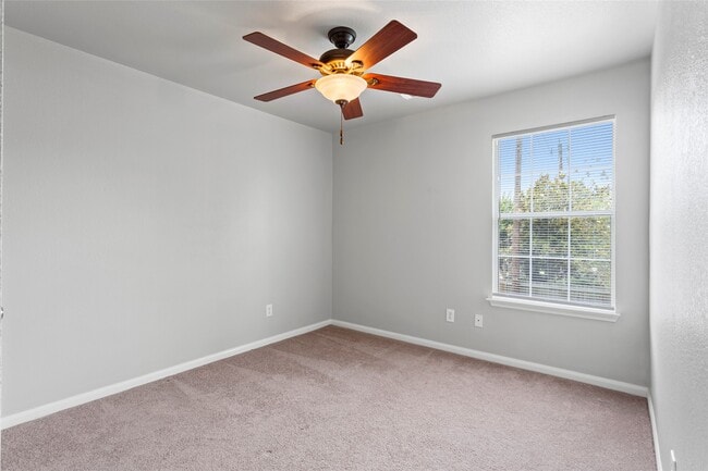 Building Photo - 4806 Quiet Canyon Dr