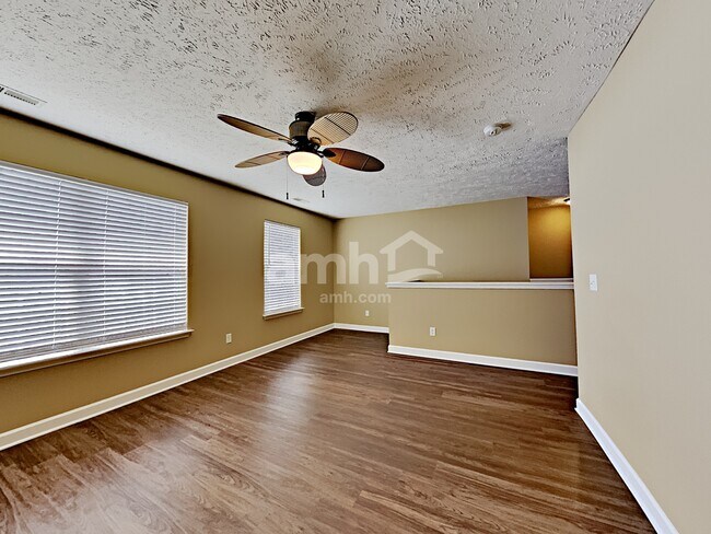 Building Photo - 156 Sundance Way