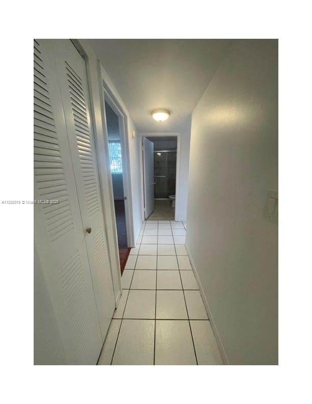 Building Photo - 10845 SW 112th Ave