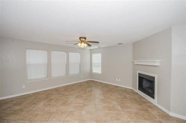 Building Photo - 2152 Royal Acres Trail