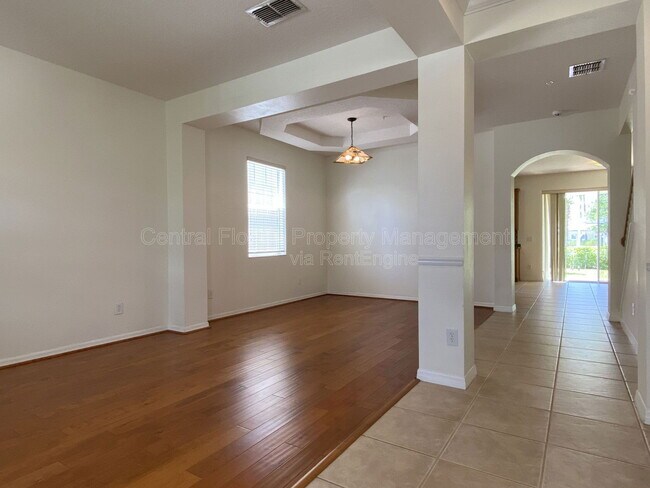 Building Photo - 9836 Old Patina Way