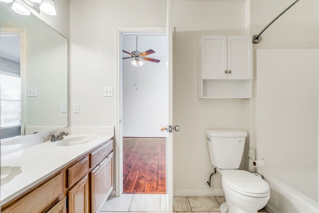 Building Photo - 3625 Garden Springs Dr