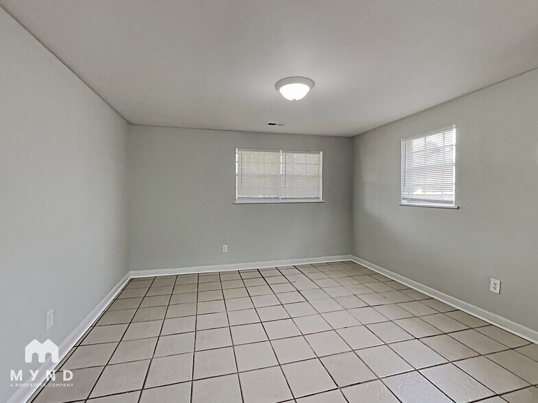 Building Photo - 808 Windover Pl