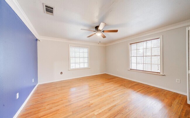 Building Photo - 3905 Billingsley St