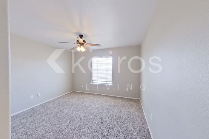 Building Photo - 8411 Alexandria Ave