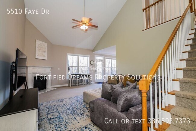 Building Photo - 5510 Faye Dr