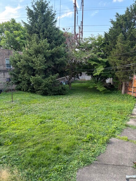 Building Photo - 17 E Glenside Ave