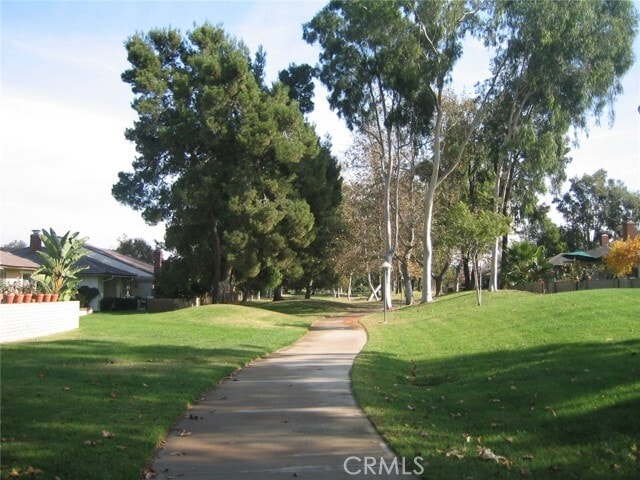 Building Photo - 17252 Citron