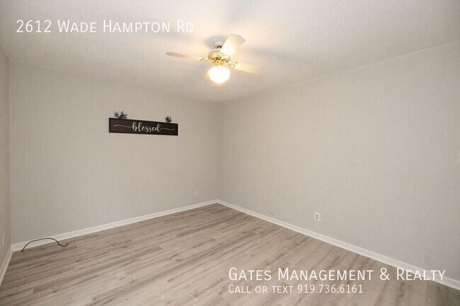 Building Photo - 2612 Wade Hampton Rd