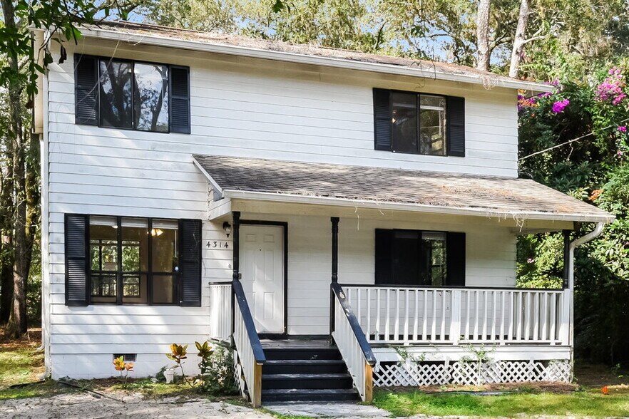 Building Photo - 4314 Pine Hills Cir