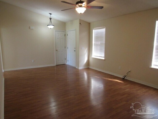 Building Photo - 133 Windward Ct