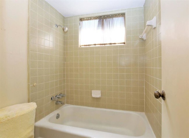 Building Photo - 10615 Windriver Dr