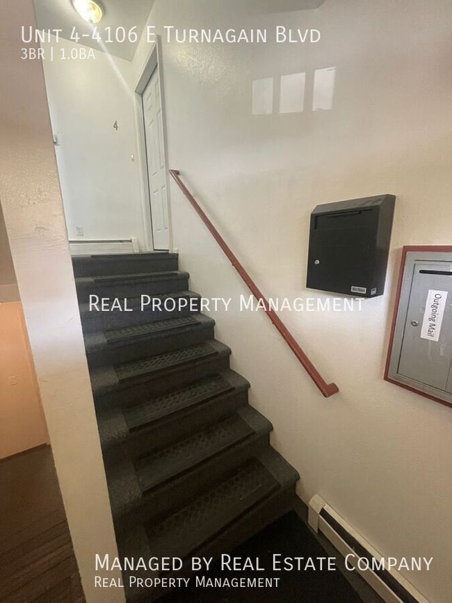 Building Photo - Unit 4-4106 E Turnagain Blvd-