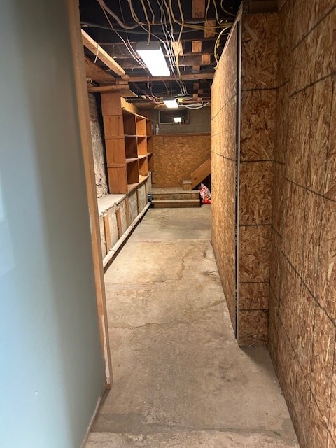 Building Photo - 345 State St