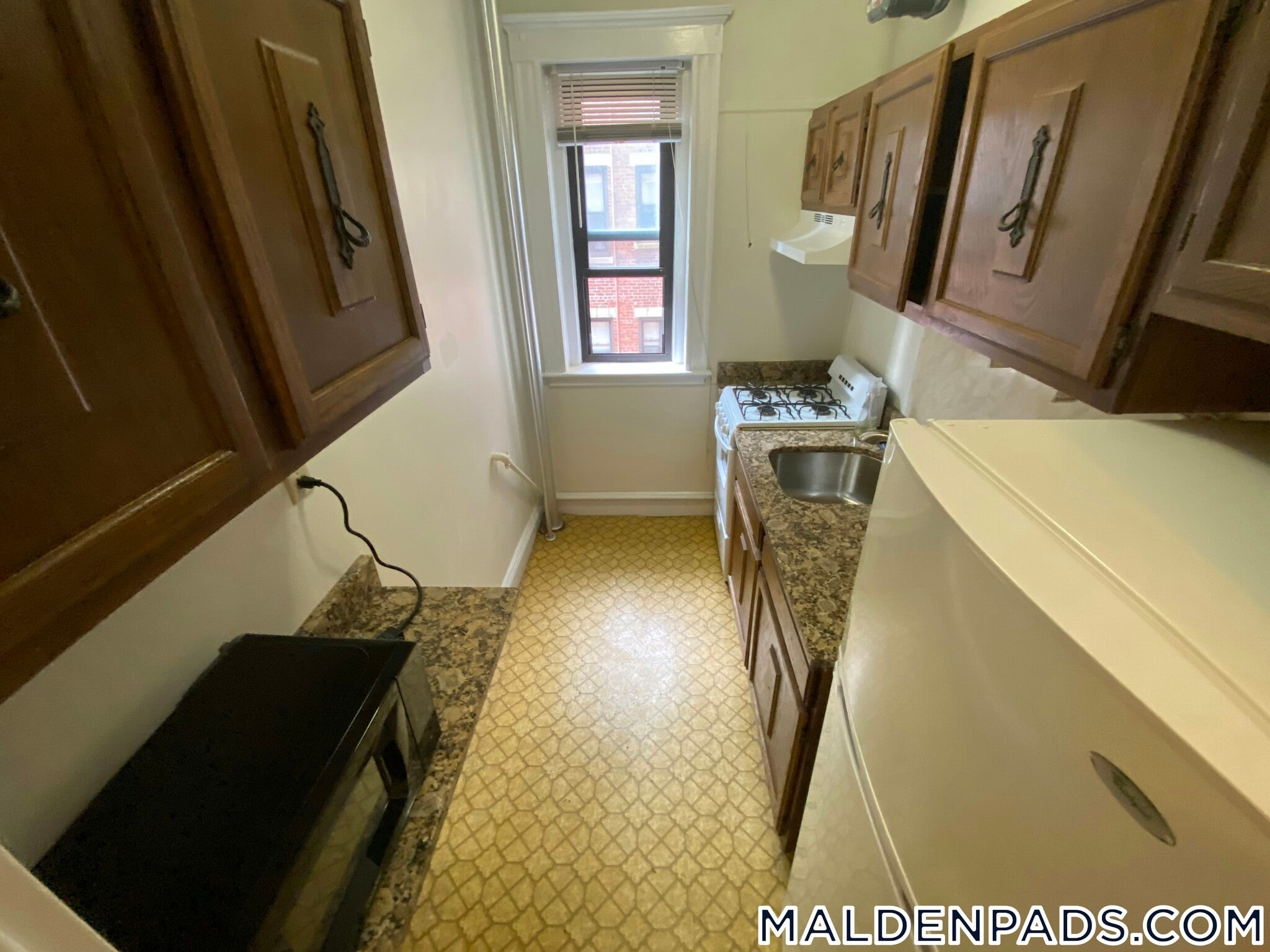 Building Photo - 17-19 Washington St.