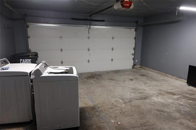 Building Photo - 1714 Elm St