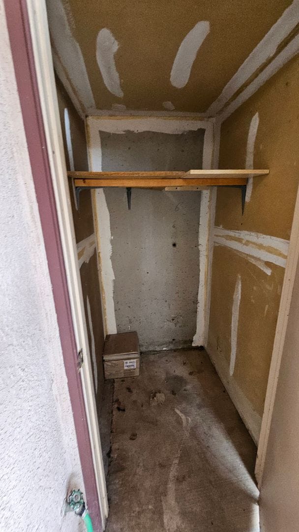 Building Photo - Cute condo for rent, 2 bedrooms, 2.5 bath