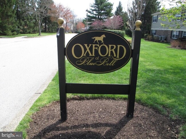 Building Photo - 8 Coventry Ct