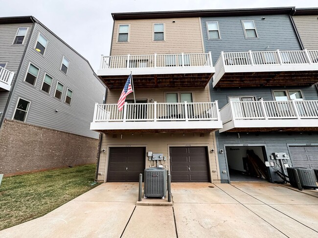Building Photo - Modern 3 Bed 2.5 Bath End-Unit Townhome With Deck In The Landing At Cannon Branch