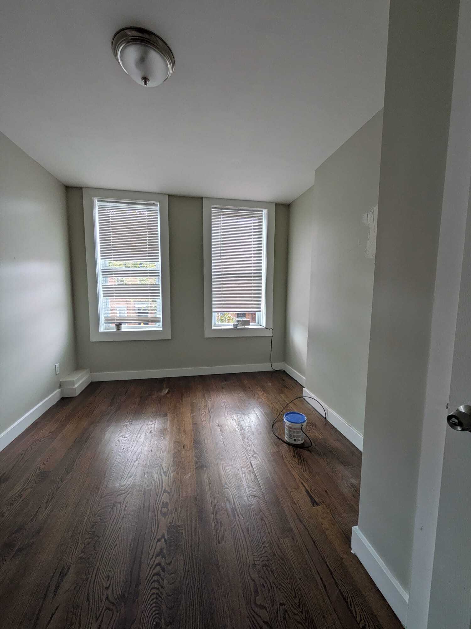 Building Photo - 398 Woodlawn Ave
