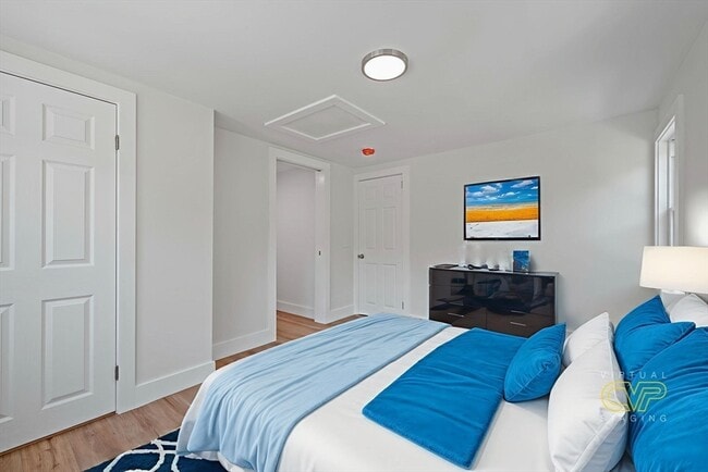 Building Photo - 282 Parker Rd