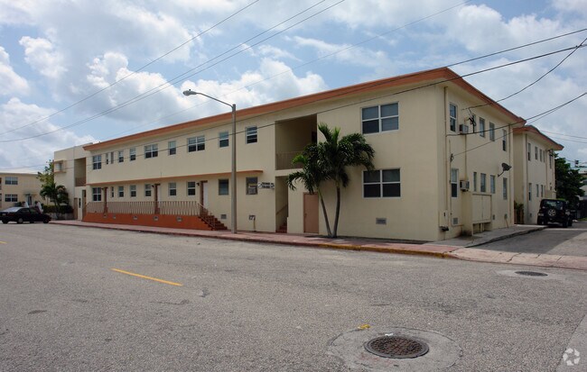 Building Photo - 7344-7350 Byron Ave
