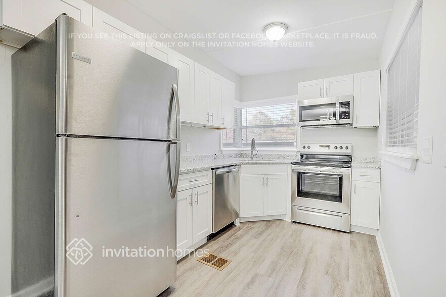 Building Photo - 6336 Bondy Pl