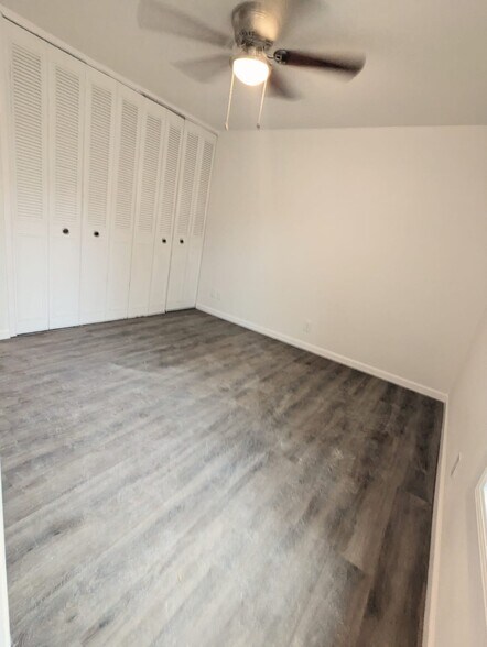 Building Photo - 7622 Glen Vista Dr