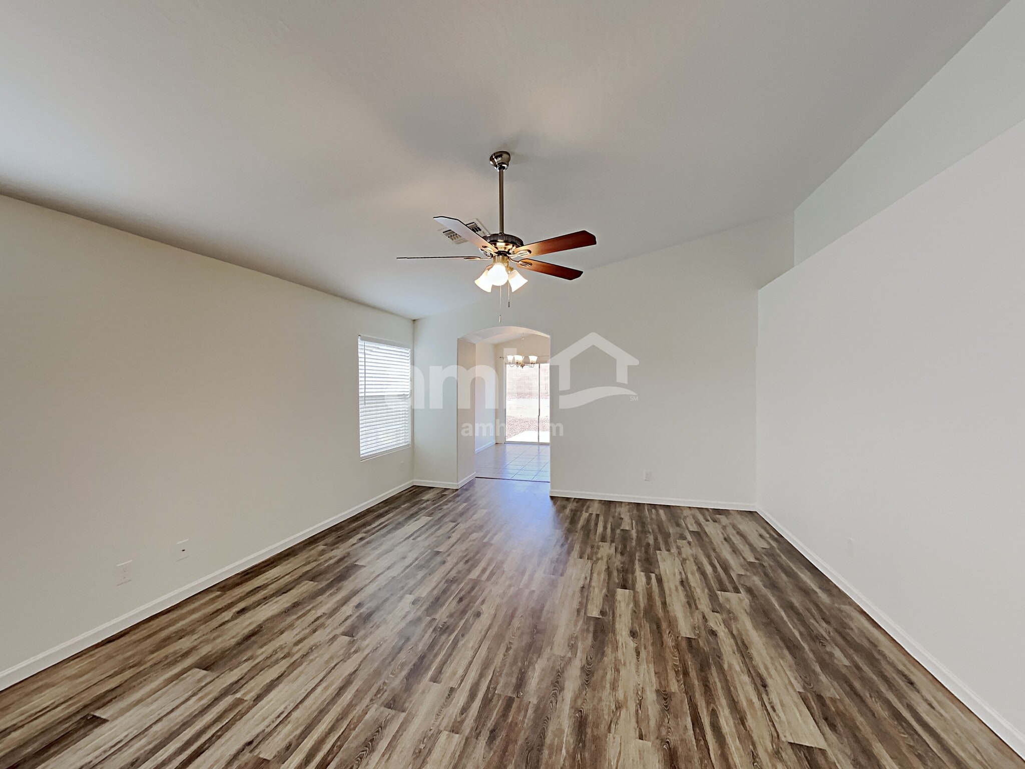 Building Photo - 22972 W Gardenia Dr