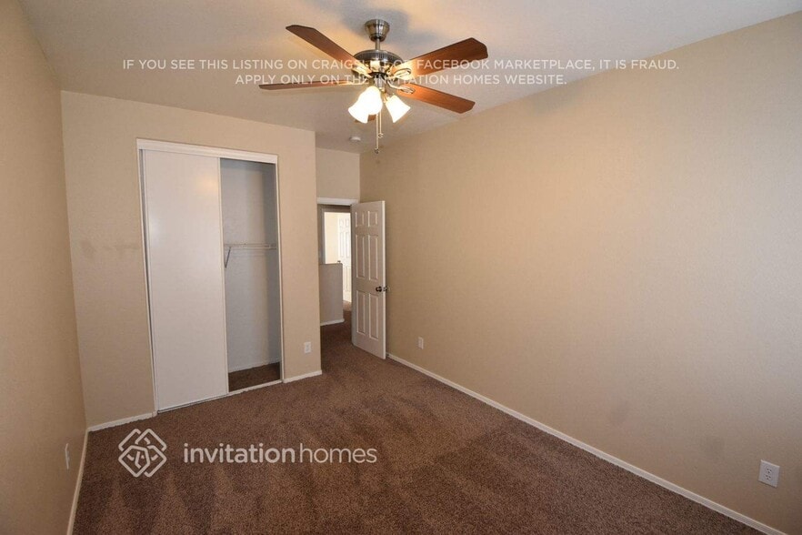 Building Photo - 13207 W Crocus Dr