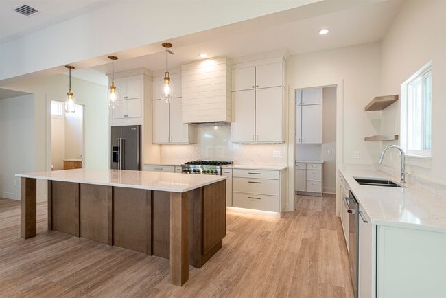 Building Photo - 2599 A1A S