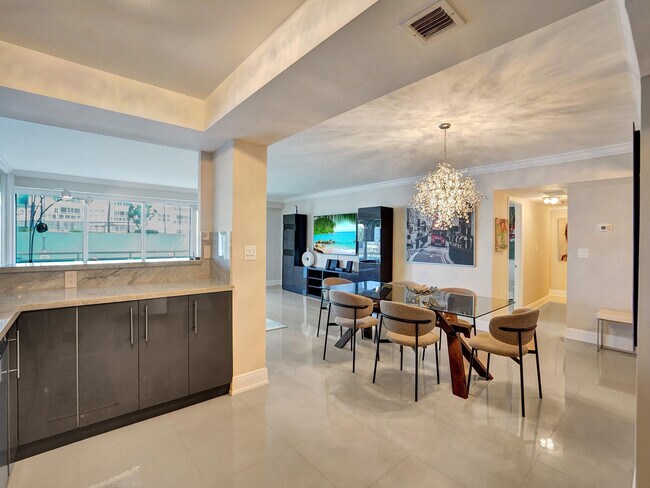 Building Photo - 3430 Galt Ocean Dr