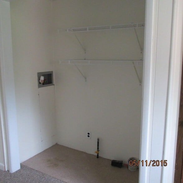 Building Photo - 526 Franklin St.