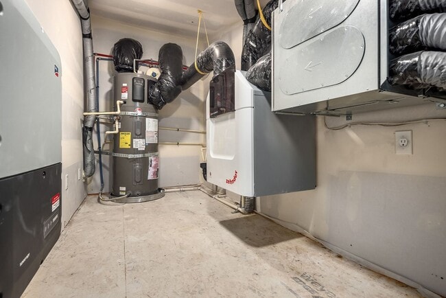 Building Photo - Net Zero Townhome on Bainbridge Island — 3 Bed | 2.25 Bath | 1,813 SqFt at The Trillium