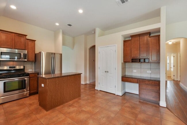 Building Photo - 291 Cold Spring