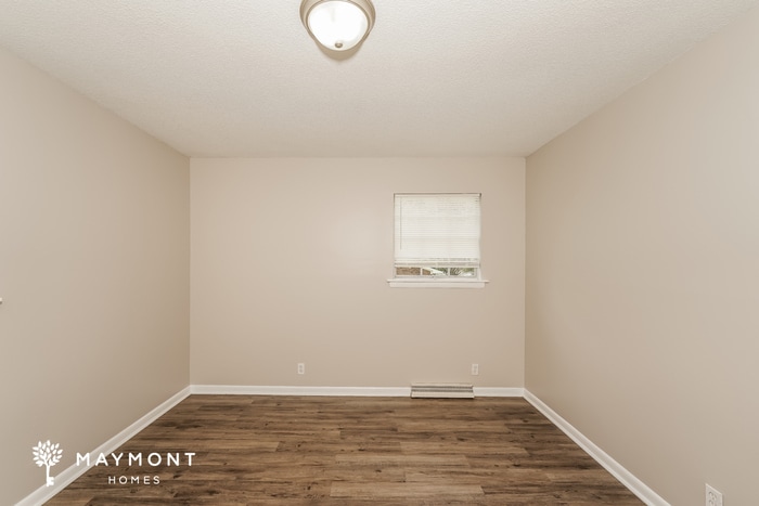 Building Photo - 5405 Valleyview Trail