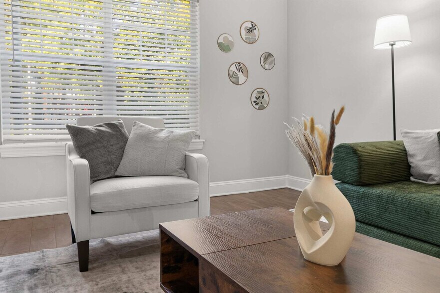 Building Photo - 590 James Maxwell Rd