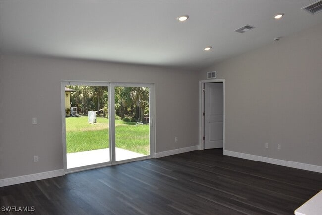 Building Photo - 5572 Carso Terrace