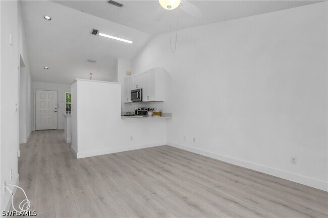 Building Photo - 133 Wading Bird Cir