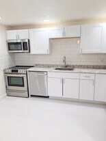 Building Photo - 18 E 900 S