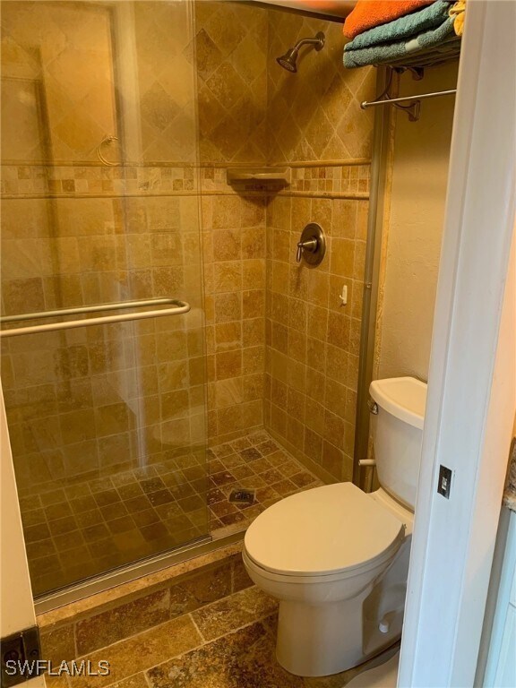 Building Photo - 7410 Lake Breeze Dr