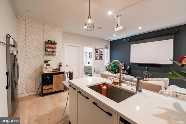 Building Photo - 1612 Germantown Ave