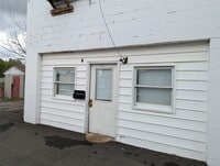 Building Photo - 2909 1/2 Watson Blvd