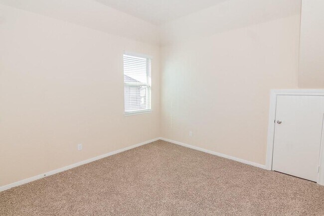 Building Photo - 25618 Fleming Lodge Ln