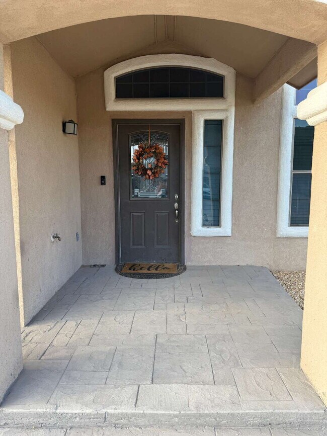 Building Photo - "Charming 3-Bed Oasis with Granite Touches & Cozy Fireplace in El Paso!"
