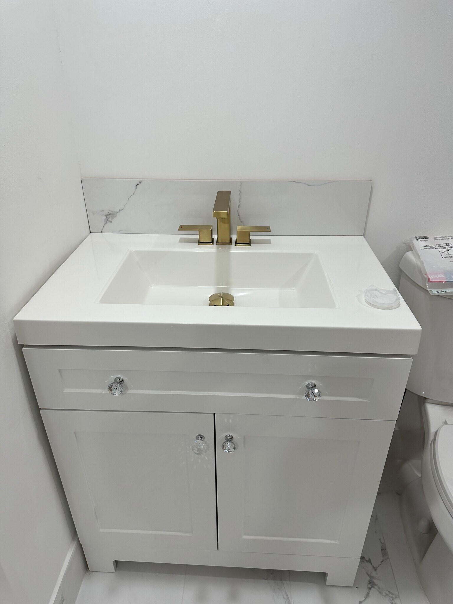 New sink lighted mirror - 10275 Collins Ave