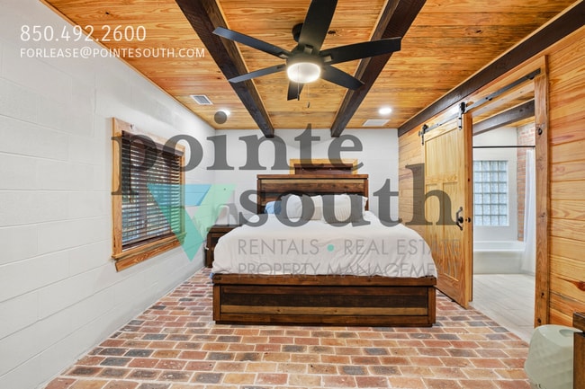 Building Photo - 27522 Burkhardt Dr