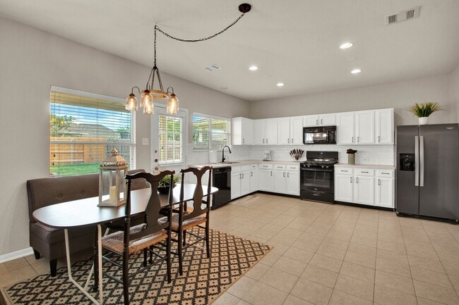 Building Photo - 19103 Bressingham Dr