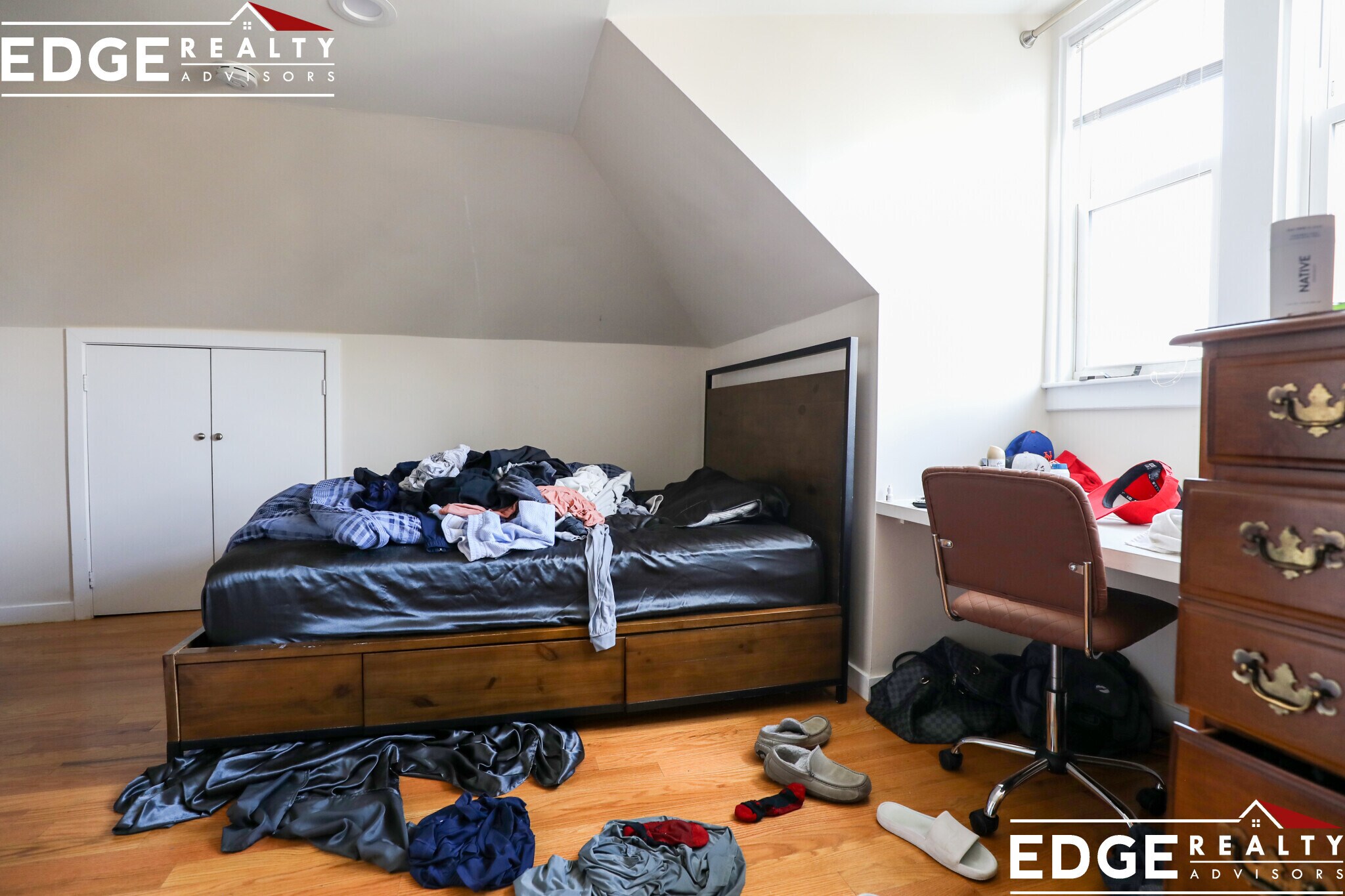 Building Photo - 71 Orange St