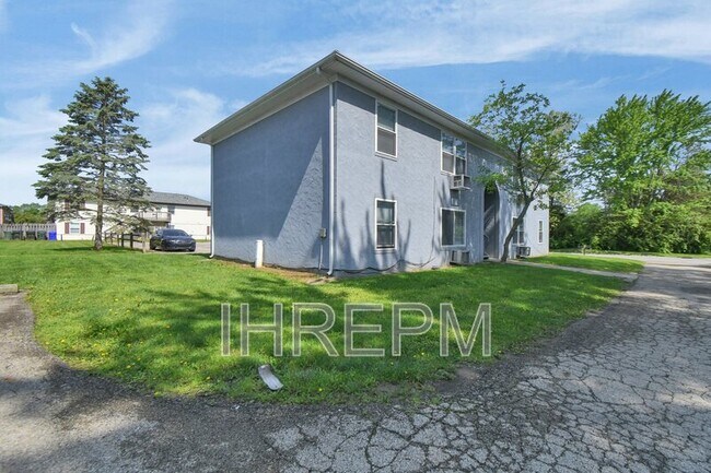 Building Photo - 2595 Red Rock Blvd